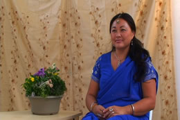 Dr. Thi Hoang